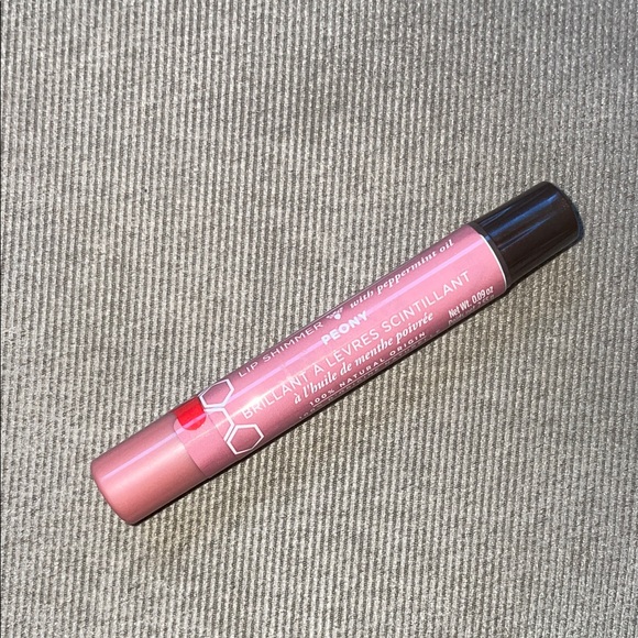 Burt's Bees Other - Burt’s Bees Peony Shimmer Lip Balm